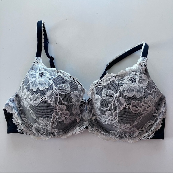 Victoria's Secret Black&White Floral Lace Bra With Bow Detail Women’s Size 38C - Picture 6 of 15